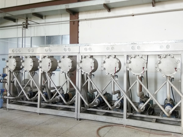 Cassava starch refining machine.jpg